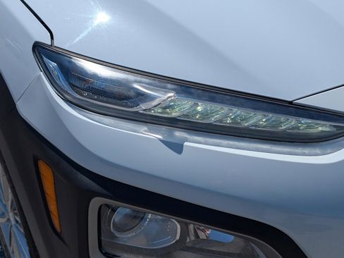 Used 2019 Hyundai Kona SEL FWD image 4