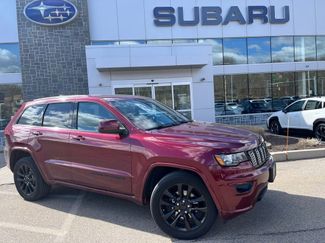 Used 2020 Jeep Grand Cherokee Altitude video 1