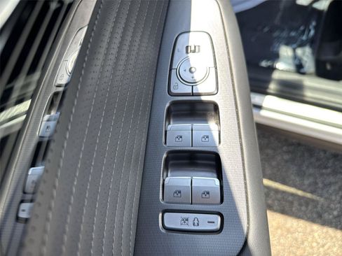 Used 2024 Hyundai Palisade Calligraphy AWD/4WD image 13