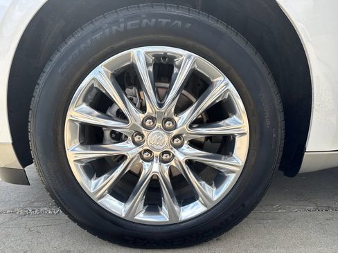Certified 2021 Buick Enclave Premium w/ Sun and Sites Package AWD/4WD image 11