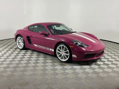 Used 2024 Porsche 718 Cayman image 7
