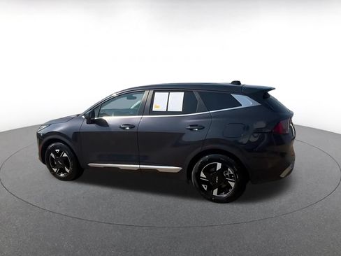 Used 2026 Kia Sportage LX FWD image 9