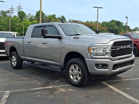 Certified 2022 RAM 2500 Big Horn w/ Level A Equipment Group AWD/4WD image 3