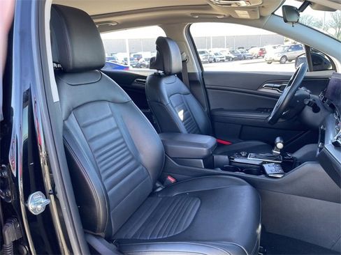 Used 2023 Kia Sportage SX image 26