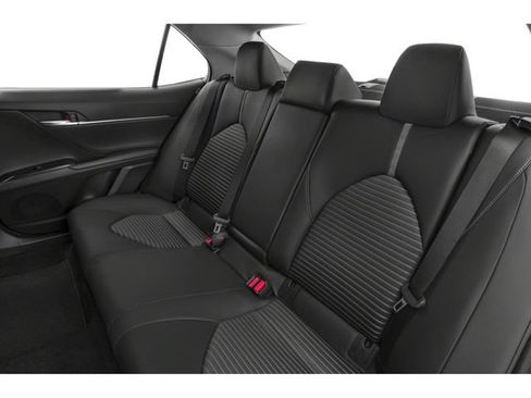 Used 2020 Toyota Camry SE FWD image 8