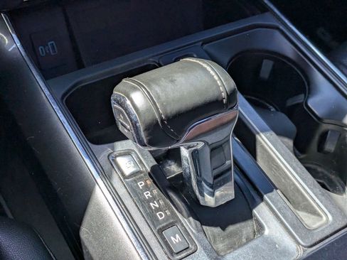 Used 2022 Ford F150 Lariat w/ Equipment Group 502A High AWD/4WD image 24