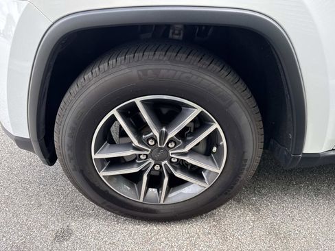 Used 2020 Jeep Grand Cherokee Limited RWD image 10