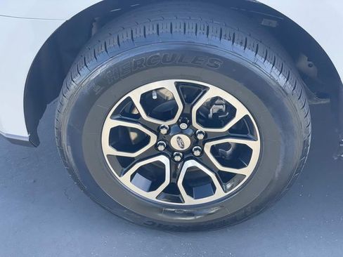 Certified 2023 Ford Expedition Max XLT image 38