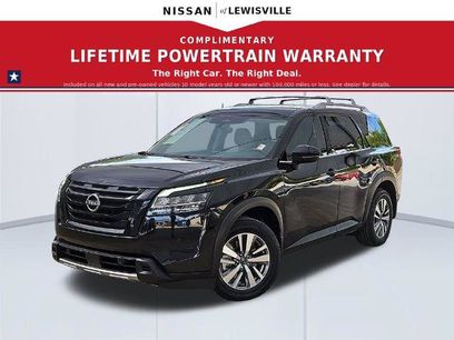 Certified 2023 Nissan Pathfinder SL w/ Black Appearance Package