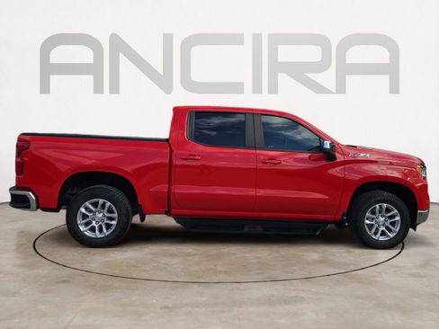 Used 2022 Chevrolet Silverado 1500 LT image 11