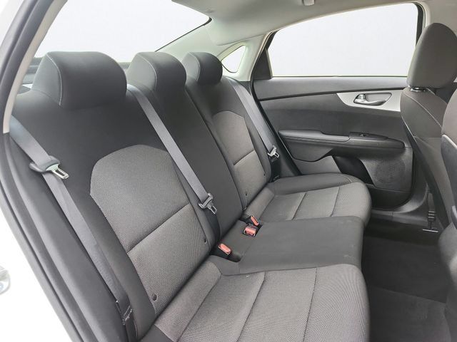 Certified 2023 Kia Forte LXS w/ LXS Technology Package FWD image 24