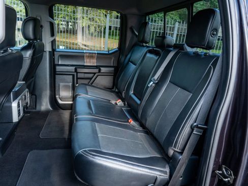 Used 2019 Ford F150 Lariat AWD/4WD image 13