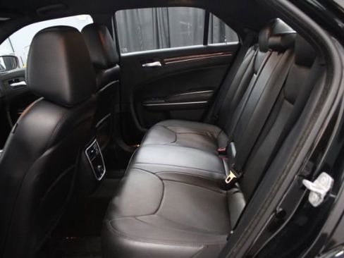 Used 2014 Chrysler 300 Touring w/ Quick Order Package 22F RWD image 19