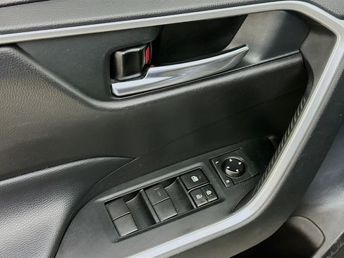 Used 2020 Toyota RAV4 XLE w/ All Weather Liner Package AWD/4WD image 15