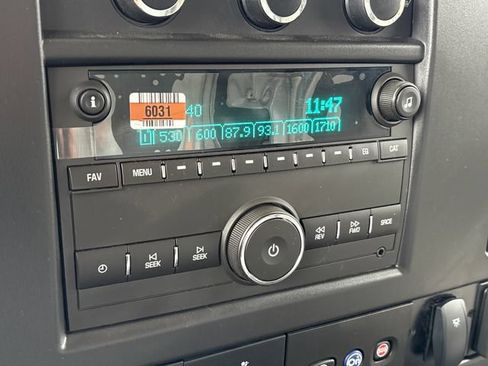 New 2026 GMC Savana 4500 w/ Power Convenience Package RWD image 7