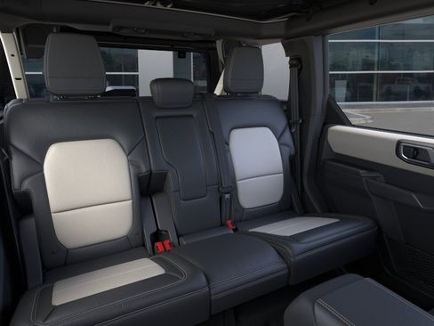 New 2026 Ford Bronco Outer Banks AWD/4WD image 13