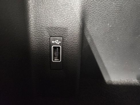 Used 2018 Volkswagen Atlas SE image 23