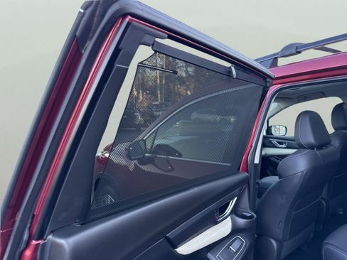 Used 2021 Subaru Ascent Limited w/ Technology Package image 9