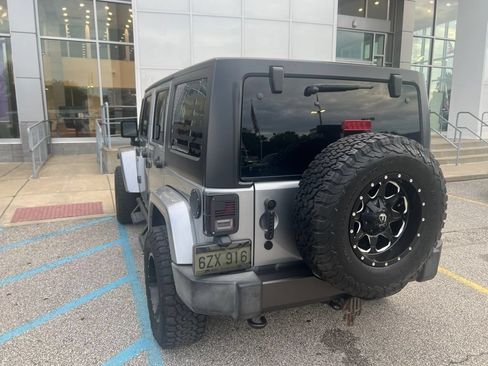 Used 2016 Jeep Wrangler Unlimited Sport AWD/4WD image 8