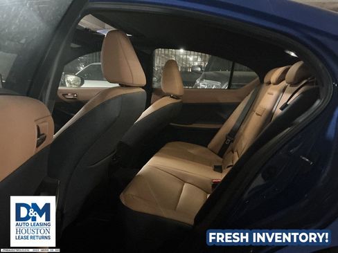 Used 2022 Lexus IS 300 w/ Premium Package image 10
