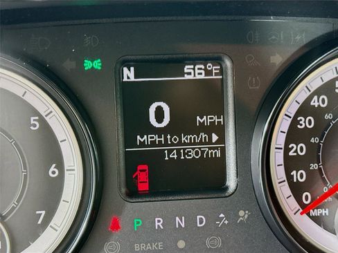 Used 2017 RAM 1500 Classic SLT image 18