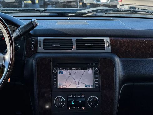 Used 2011 GMC Sierra 3500 Denali image 26