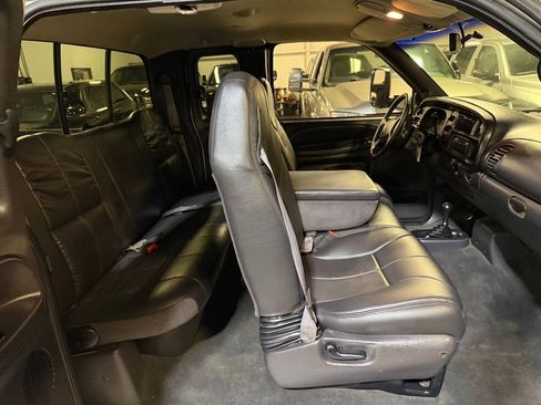 Used 2001 Dodge Ram 3500 Truck 4x4 Quad Cab image 24