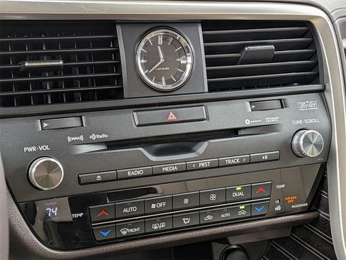 Used 2019 Lexus RX 450h AWD image 25