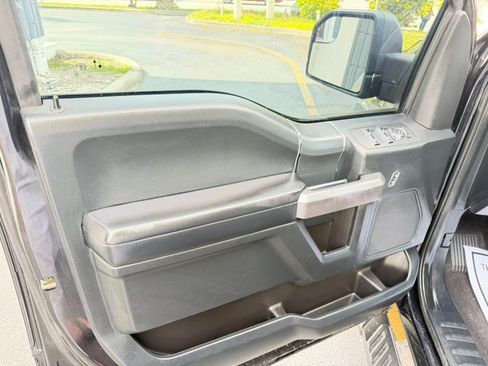 Used 2020 Ford F150 XLT w/ Equipment Group 302A Luxury RWD image 15