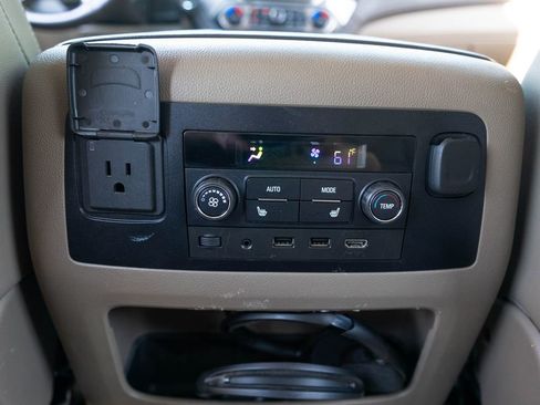 Used 2020 Chevrolet Tahoe Premier AWD/4WD image 41