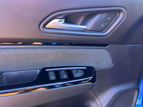 Used 2024 Honda Prologue EX image 17