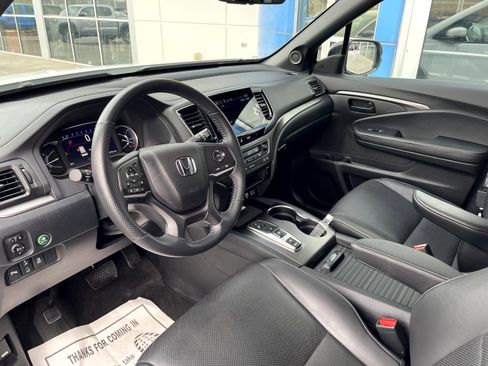 Used 2023 Honda Passport EX-L image 12