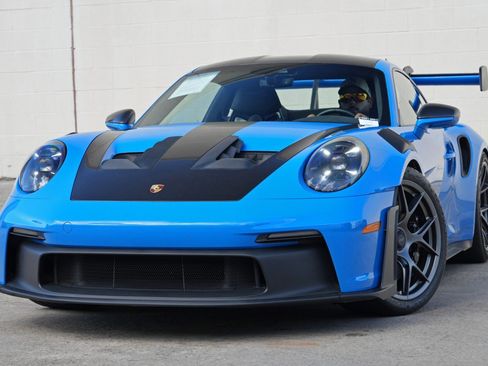 Used 2023 Porsche 911 GT3 RS w/ Weissach Package RWD image 3