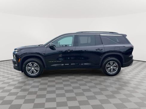 Used 2026 Chevrolet Traverse LT w/ Driver Confidence Package AWD/4WD image 8