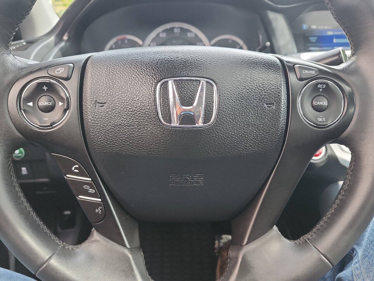 Used 2015 Honda Accord EX-L image 13