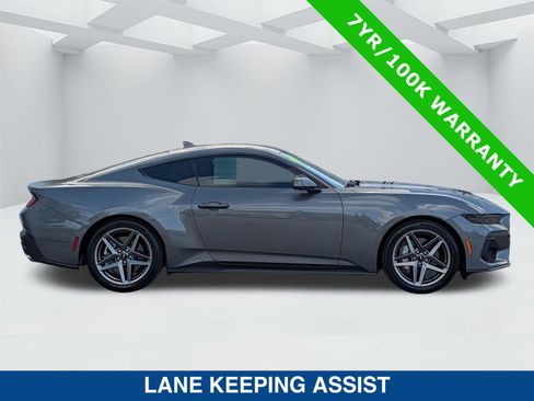 Certified 2025 Ford Mustang GT RWD image 4
