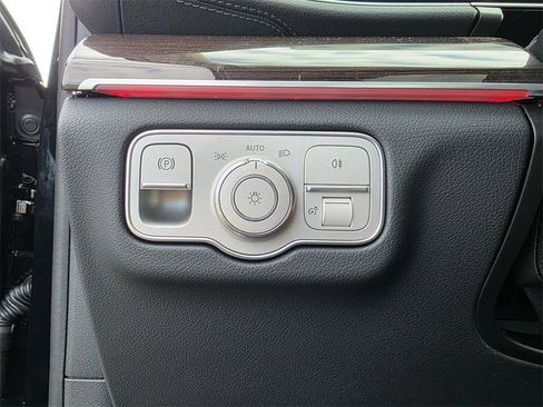 Used 2026 Mercedes-Benz GLE 450 4MATIC image 14