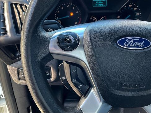 Used 2017 Ford Transit Connect XL image 18