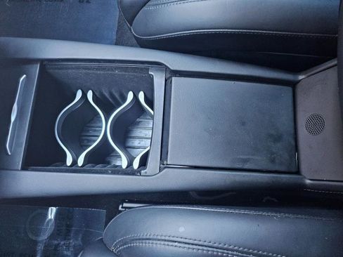 Used 2017 Tesla Model S 75D image 38