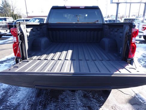 Used 2023 Chevrolet Silverado 1500 Custom image 24