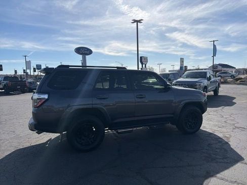Used 2023 Toyota 4Runner TRD Off-Road Premium w/ Moonroof Package AWD/4WD image 4
