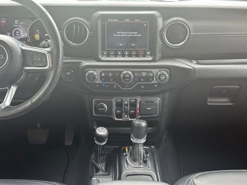 Used 2023 Jeep Wrangler Unlimited Sahara w/ Cold Weather Group AWD/4WD image 14