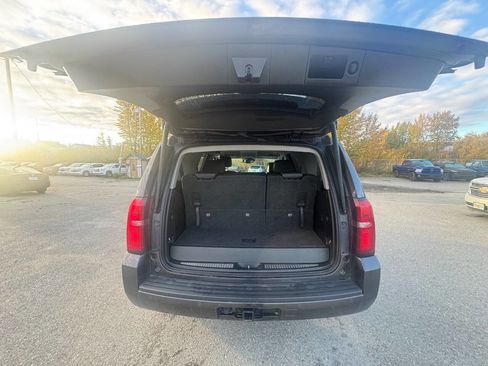 Used 2017 Chevrolet Tahoe LT image 13