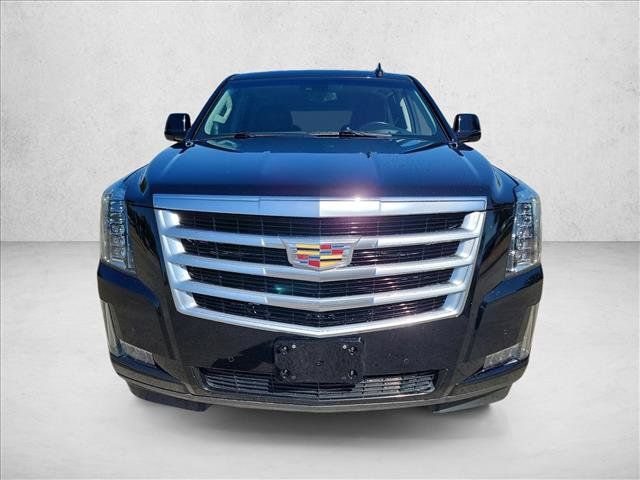 Used 2019 Cadillac Escalade Luxury AWD/4WD image 2