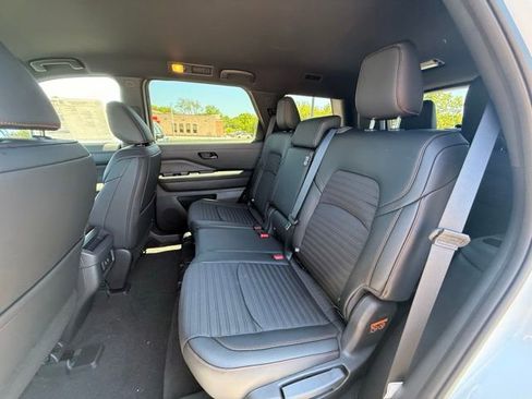 New 2026 Nissan Pathfinder Rock Creek AWD/4WD image 15