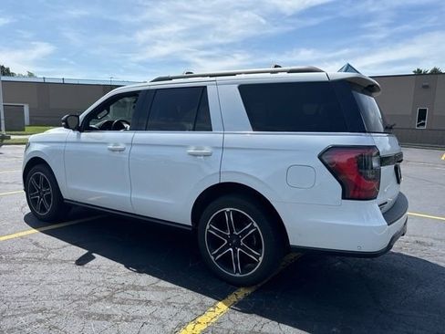 Used 2020 Ford Expedition Limited w/ Equipment Group 303A AWD/4WD image 3