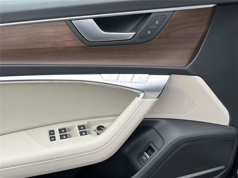 Used 2025 Audi A6 Premium Plus w/ Premium Plus Package image 11