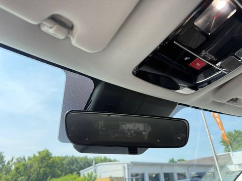 Used 2025 Hyundai Santa Fe SEL AWD/4WD image 19