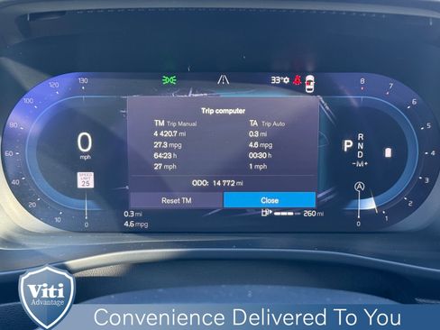 Used 2024 Volvo XC40 B5 Ultimate w/ Protection Package Premier image 33