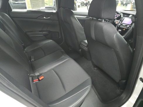 Used 2019 Honda Civic Sport image 8
